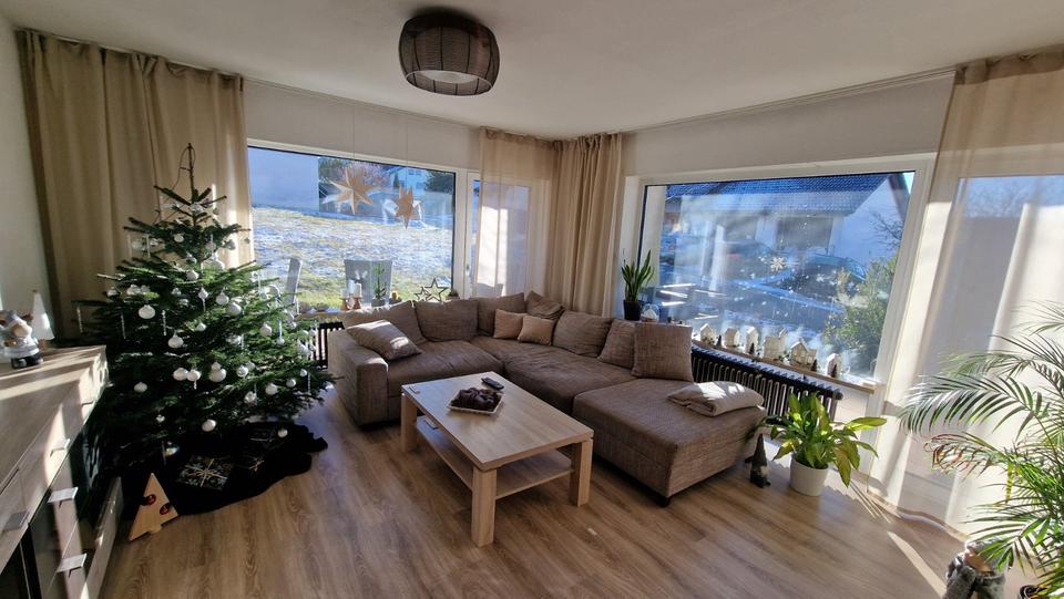 Lichtdurchflutete, schöne helle und großzügige 3,5-Zi-EG-Whg 3.5 zimmer