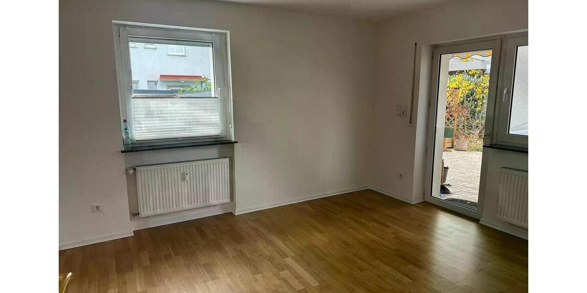 Erdgeschoßwohnung Gerbrunn - 3 Zimmer, 98 m&sup2;, 1.261&euro; | Angebot:26269084