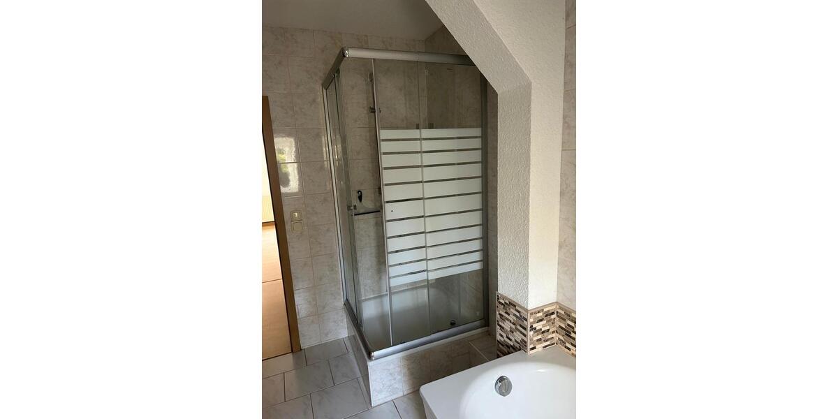 Etagenwohnung Aue-Bad Schlema Bad Schlema - 2 Zimmer, 60 m&sup2;, 330&euro; | Angebot:25906326