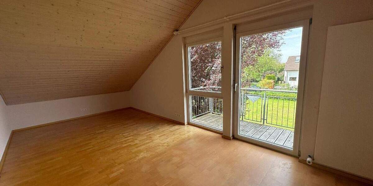 Mehrfamilienhaus, Wohnhaus Althengstett - 5 Zimmer, 199 m&sup2;, 2.500&euro; | Angebot:25821147