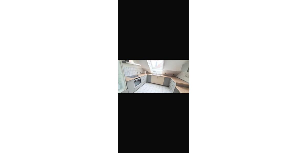 Wohnen auf Zeit Ludwigsburg - 7 Zimmer, 130 m&sup2;, 455&euro; | Angebot:26224666