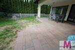 Weitläufiges Haus mit Garten