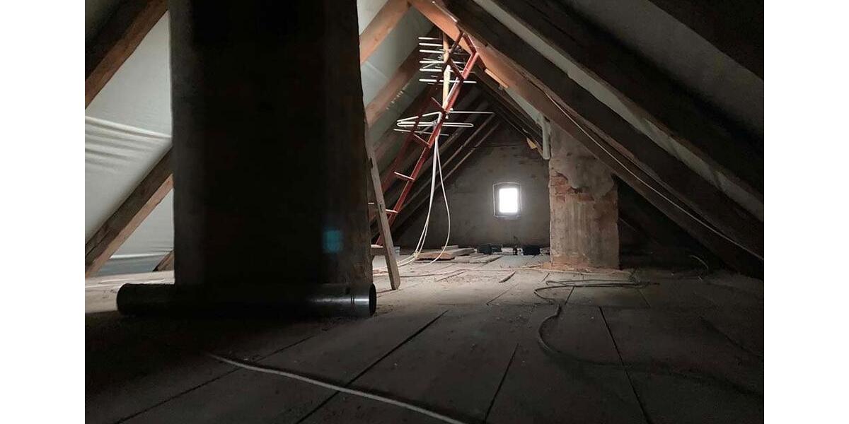 Etagenwohnung Milower Land - 10 Zimmer, 300 m&sup2;, 700&euro; | Angebot:26214529