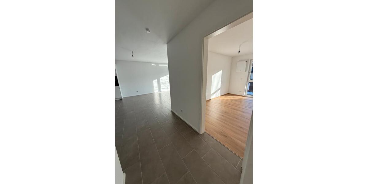 Erdgeschoßwohnung Laufenburg (Baden) - 3 Zimmer, 83 m&sup2;, 1.080&euro; | Angebot:24638372