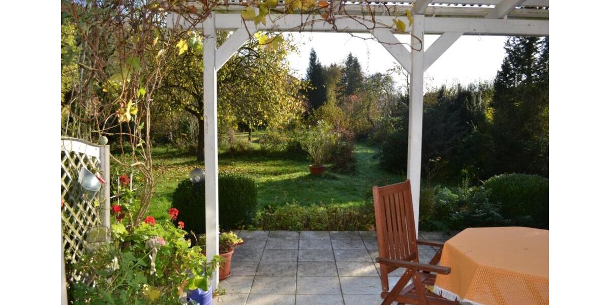 Befristet: 2 ZKB mit Garten, 67 qm, in Kalletal-Kalldorf 2 zimmer