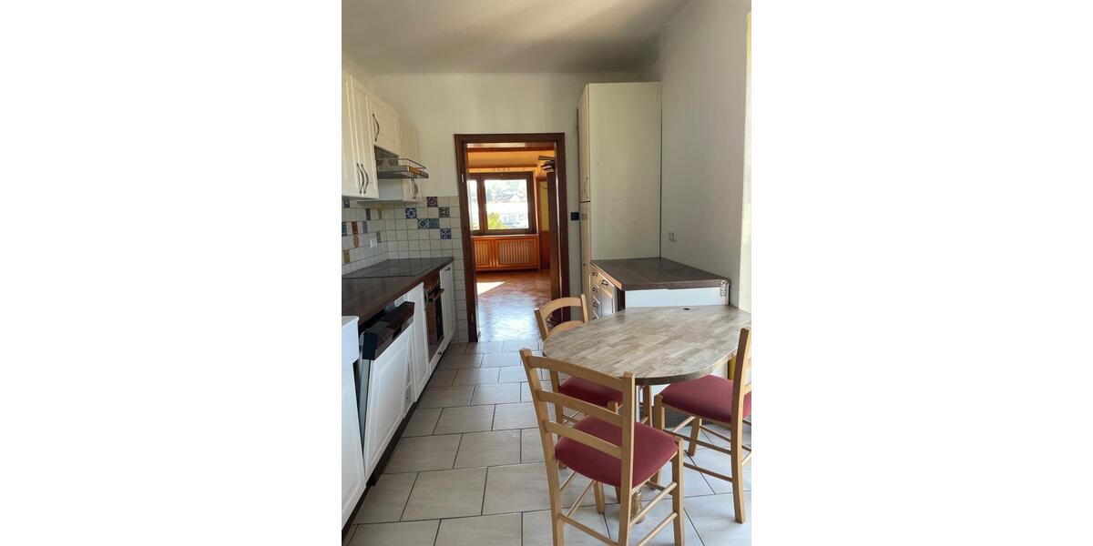 Etagenwohnung Saarbrücken Brebach-Fechingen - 3.5 Zimmer, 120 m&sup2;, 800&euro; | Angebot:26301533