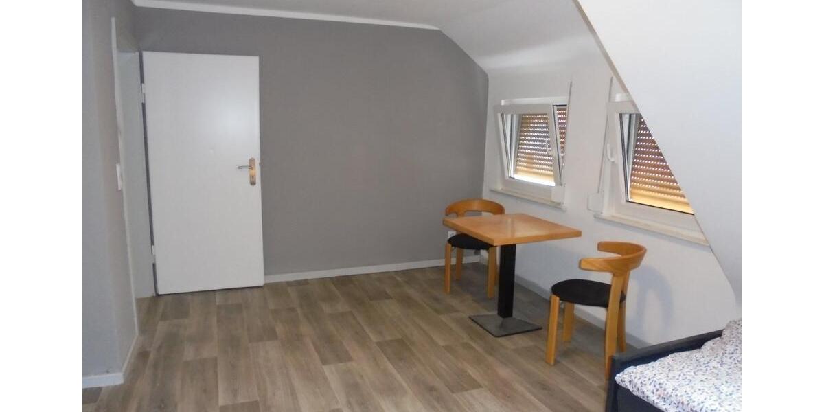 Wohnen auf Zeit Grebenstein - 1 Zimmer, 25 m&sup2;, 25&euro; | Angebot:19254856
