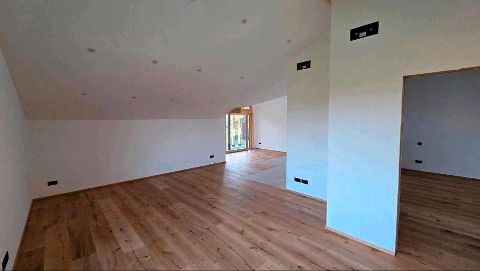 Etagenwohnung Bruckmühl - 2 Zimmer, 88 m&sup2;, 1.550&euro; | Angebot:26525679