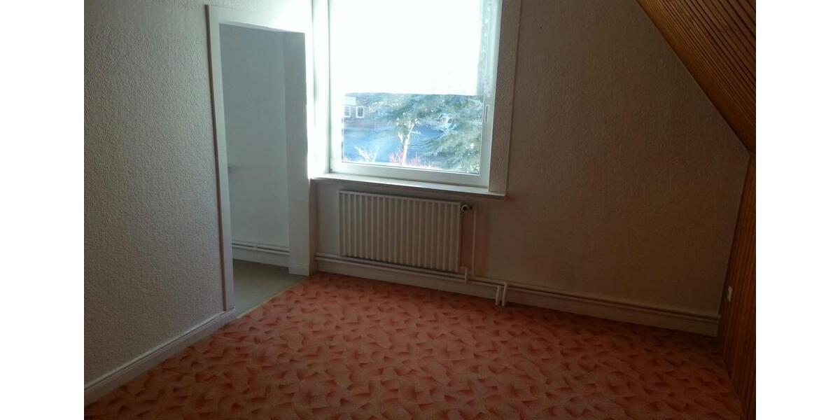 Etagenwohnung Weste - 5 Zimmer, 98 m&sup2;, 670&euro; | Angebot:26050383