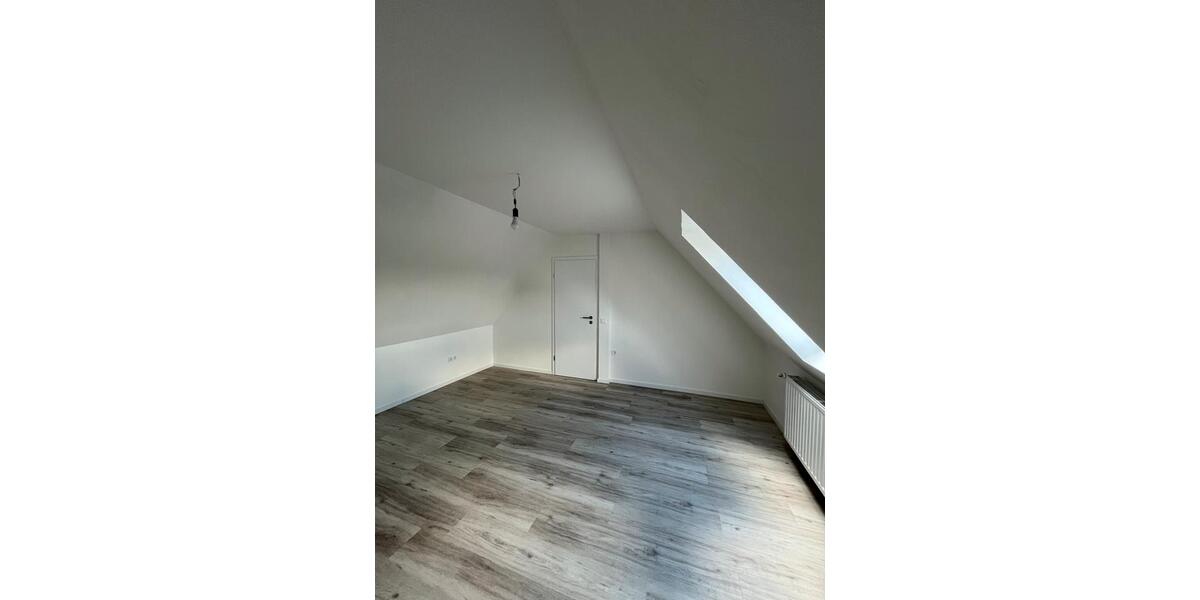 Etagenwohnung Uder - 3 Zimmer, 90 m&sup2;, 720&euro; | Angebot:24859577