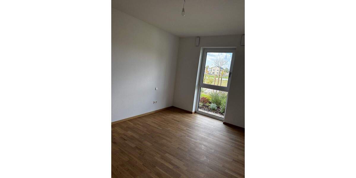 Etagenwohnung Abensberg - 2 Zimmer, 61 m&sup2;, 885&euro; | Angebot:25737152