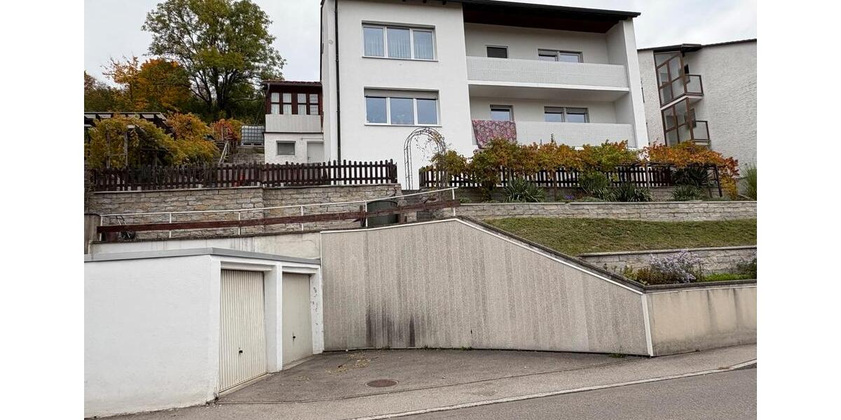 Dachgeschoßwohnung Eichstätt - 3 Zimmer, 70 m&sup2;, 350&euro; | Angebot:26039843