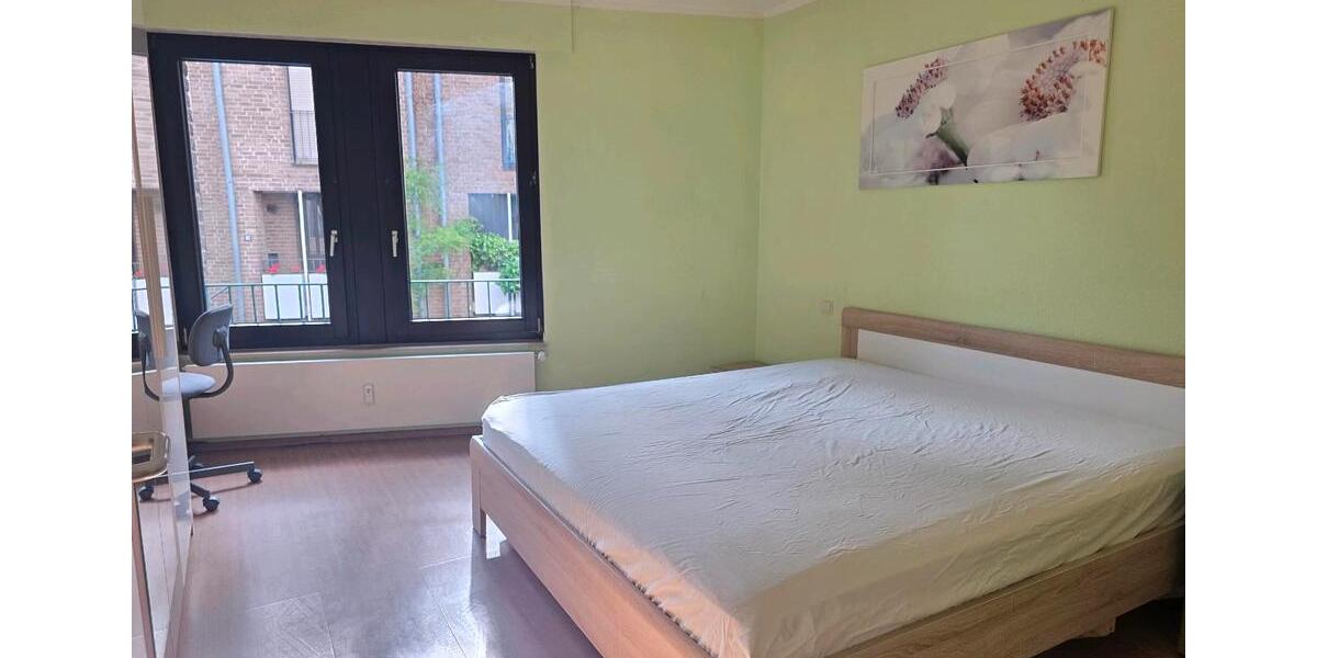 Etagenwohnung Düsseldorf Stadtbezirk 8 - 2 Zimmer, 70 m&sup2;, 1.320&euro; | Angebot:26656177