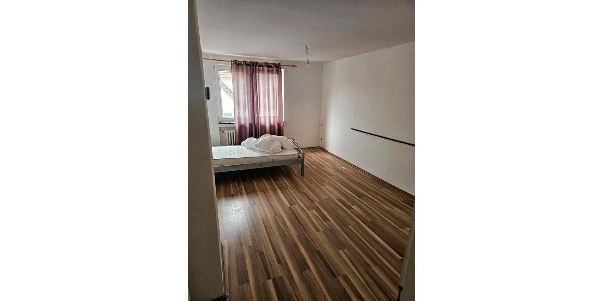 Etagenwohnung Großalmerode - 2 Zimmer, 90 m&sup2;, 600&euro; | Angebot:23782236