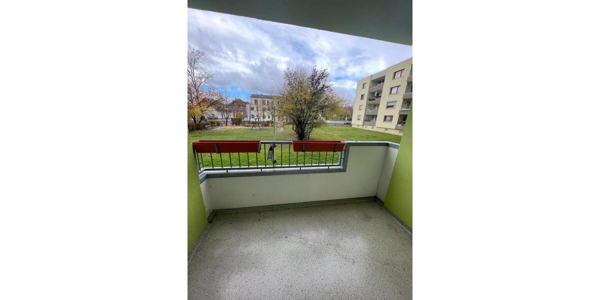Helle 2 Zimmer EG Wohnung mit Balkon 2 zimmer