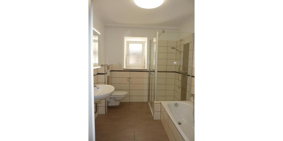 Erdgeschoßwohnung Arnschwang - 2 Zimmer, 75 m&sup2;, 630&euro; | Angebot:26144185