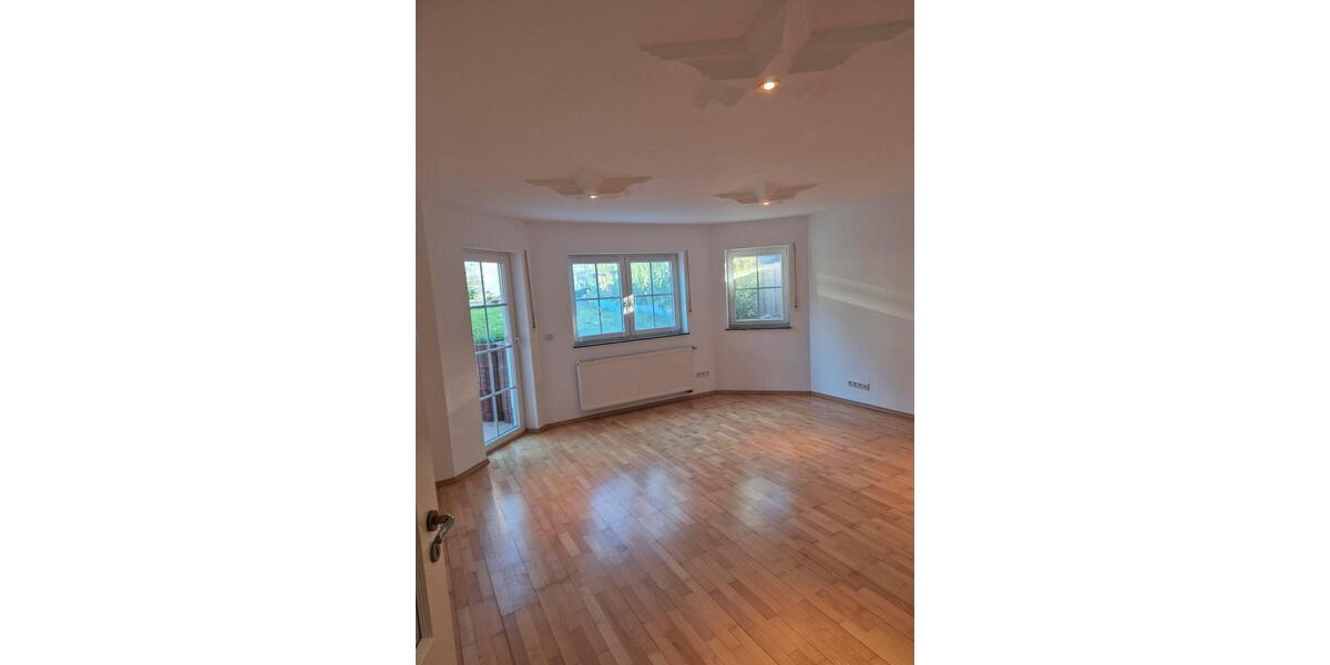 Erdgeschoßwohnung Selters (Westerwald) - 1 Zimmer, 80 m&sup2;, 850&euro; | Angebot:26271424