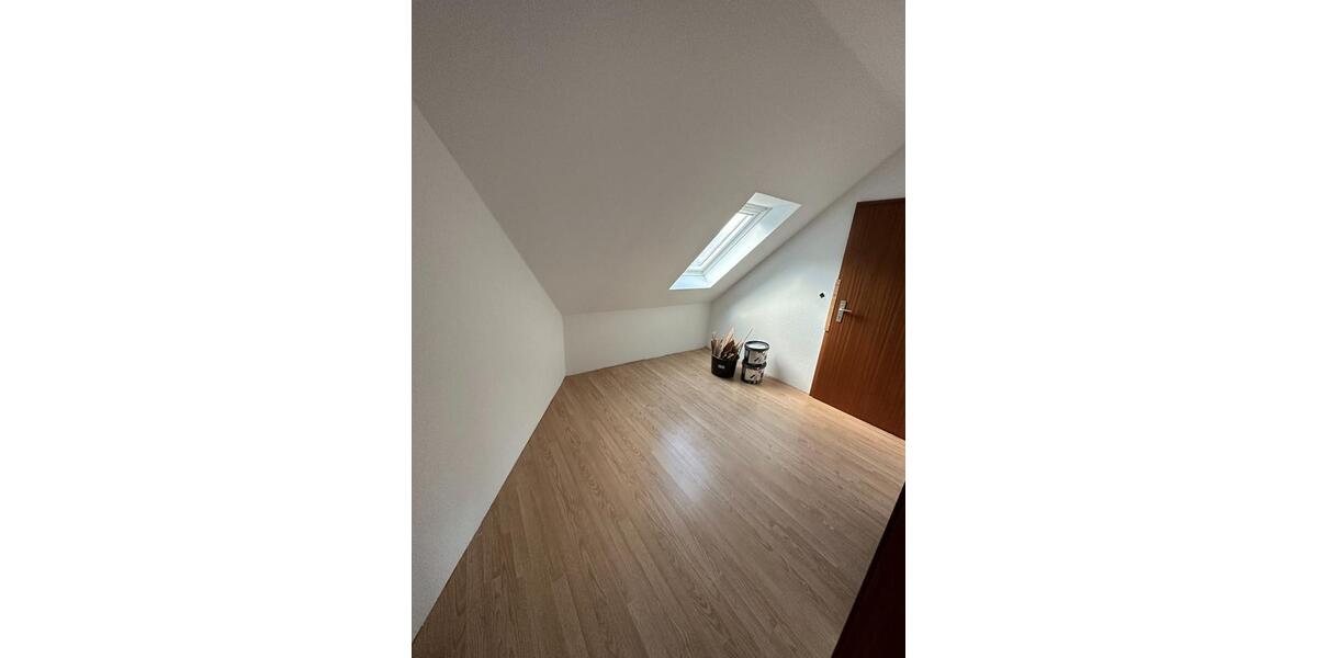 Dachgeschoßwohnung Bad Sooden-Allendorf Allendorf - 3 Zimmer, 97 m&sup2;, 890&euro; | Angebot:25283274