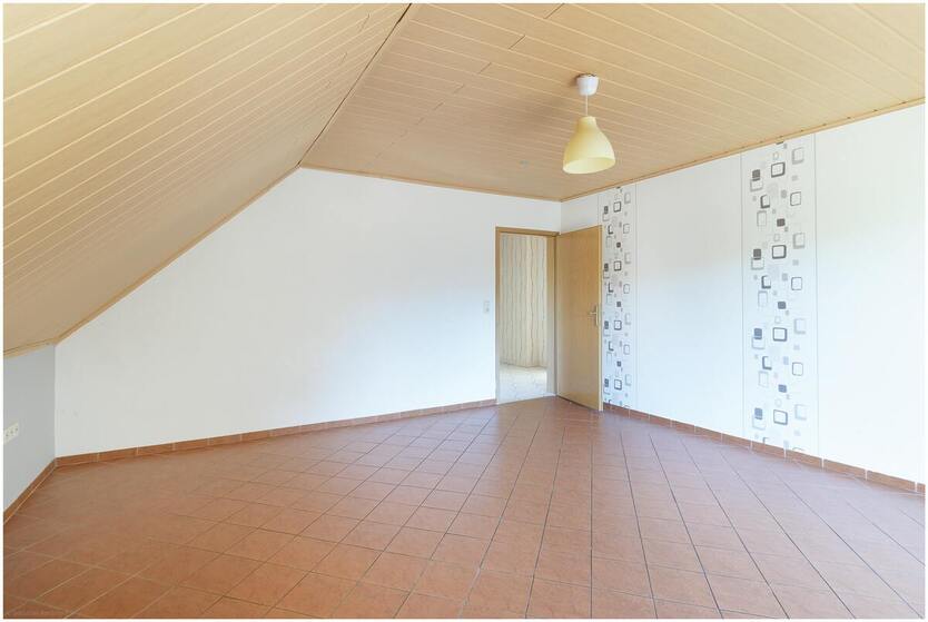 ***geräumige 2 Zimmer Oberwohnung mit EBK in Börger*** mit eigenem Garten, Terrasse, sowie Zufahrt und Carport 2 zimmer