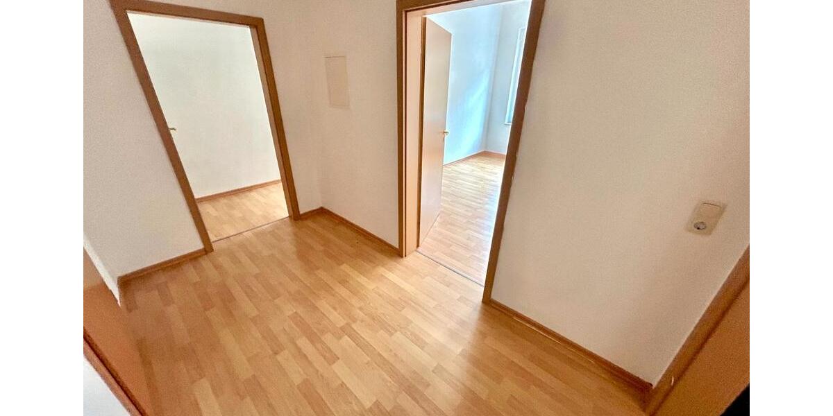 Etagenwohnung Altenburg - 3 Zimmer, 73 m&sup2;, 525&euro; | Angebot:26033018