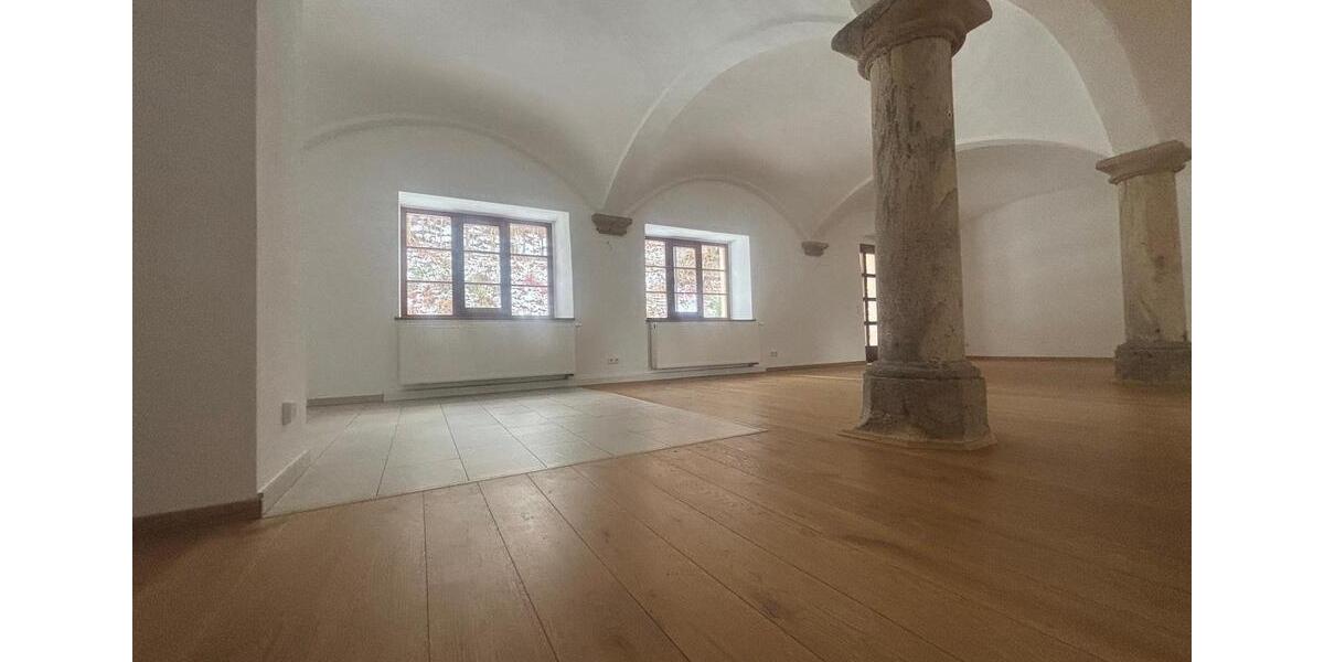 Erdgeschoßwohnung Klipphausen - 5 Zimmer, 143 m&sup2;, 1.602&euro; | Angebot:24508001