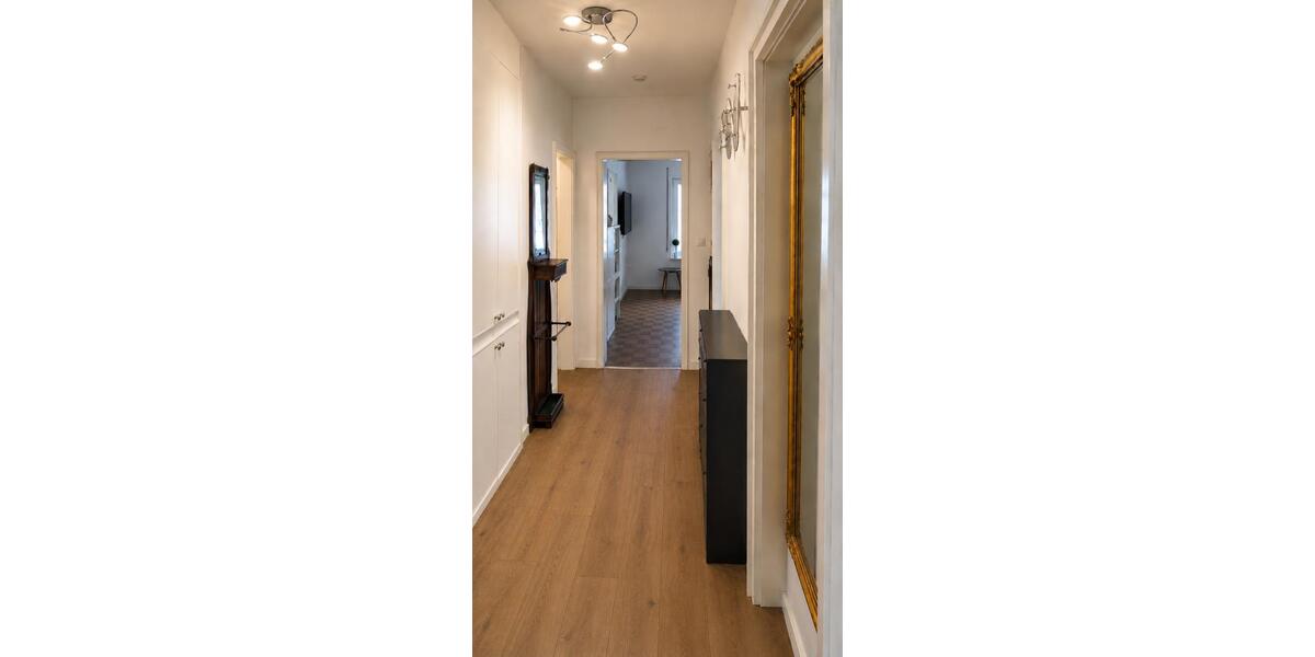 Dachgeschoßwohnung Stuttgart Stuttgart-West - 3 Zimmer, 73 m&sup2;, 1.420&euro; | Angebot:26578968