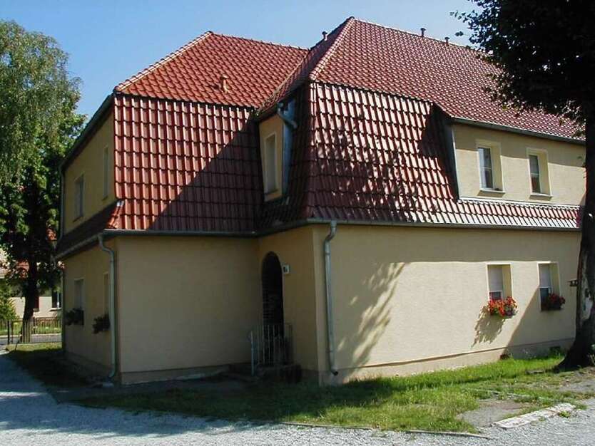 Wohnung zum Mieten in Hoyerswerda 235 € 43.32 m²
