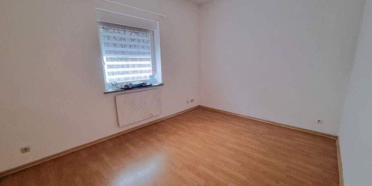 Etagenwohnung Amberg - 3 Zimmer, 82 m&sup2;, 656&euro; | Angebot:24969906