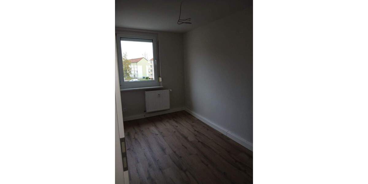 Etagenwohnung Groitzsch Großprießligk - 3 Zimmer, 56 m&sup2;, 454&euro; | Angebot:25674247