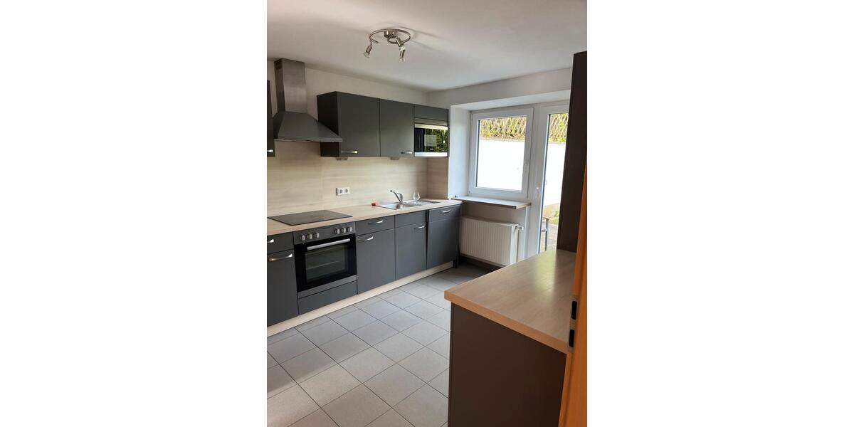 Einfamilienhaus Pronsfeld - 4 Zimmer, 110 m&sup2;, 1.150&euro; | Angebot:25833957