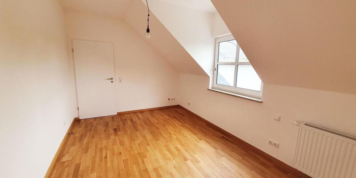 Exklusive 4-Zimmer-Wohnung - mit Einbauküche- hochwertig ausgestattet! - Maisonettenwohnung Chemnitz Kapellenberg | Angebot:26931497