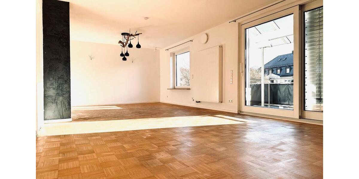 Etagenwohnung Salach - 3 Zimmer, 105 m&sup2;, 1.250&euro; | Angebot:24600210
