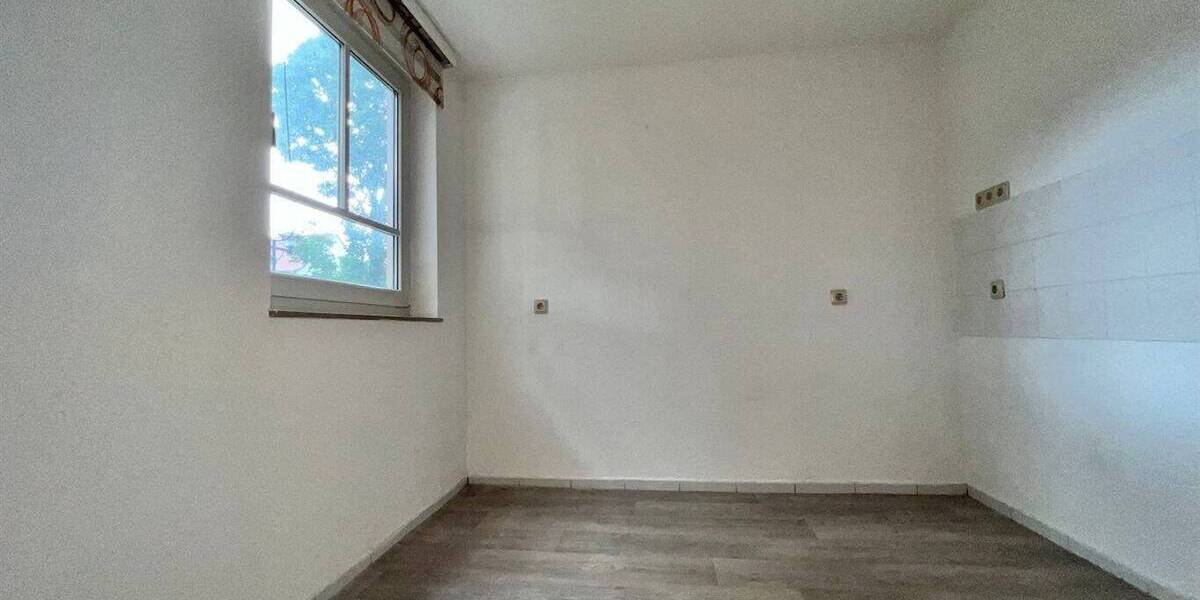 Etagenwohnung Schönebeck (Elbe) Schönebeck - 2 Zimmer, 61 m&sup2;, 480&euro; | Angebot:26257788