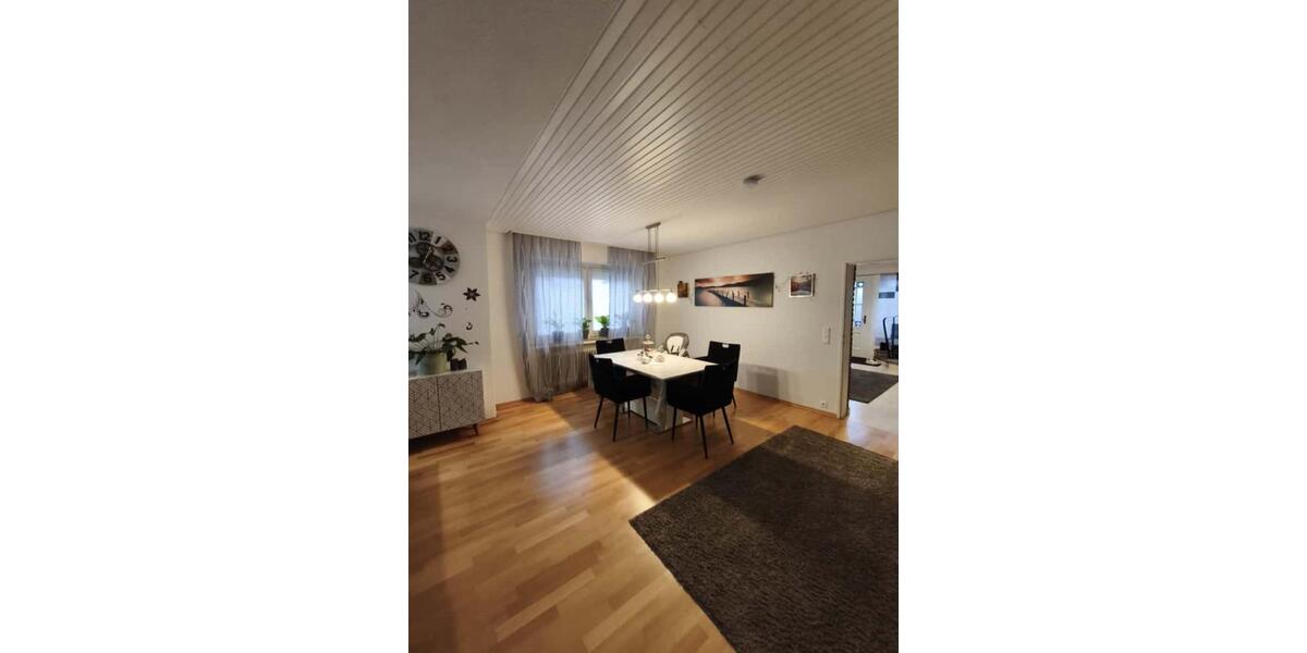 Maisonettenwohnung Lingen (Ems) Gauerbach - 4 Zimmer, 150 m&sup2;, 1.300&euro; | Angebot:24627746