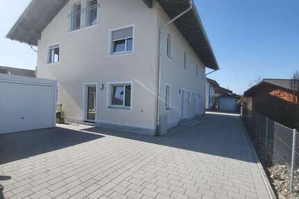 Haus Riedering - 4 Zimmer, 138 m&sup2;, 2.300&euro; | Angebot:24781121