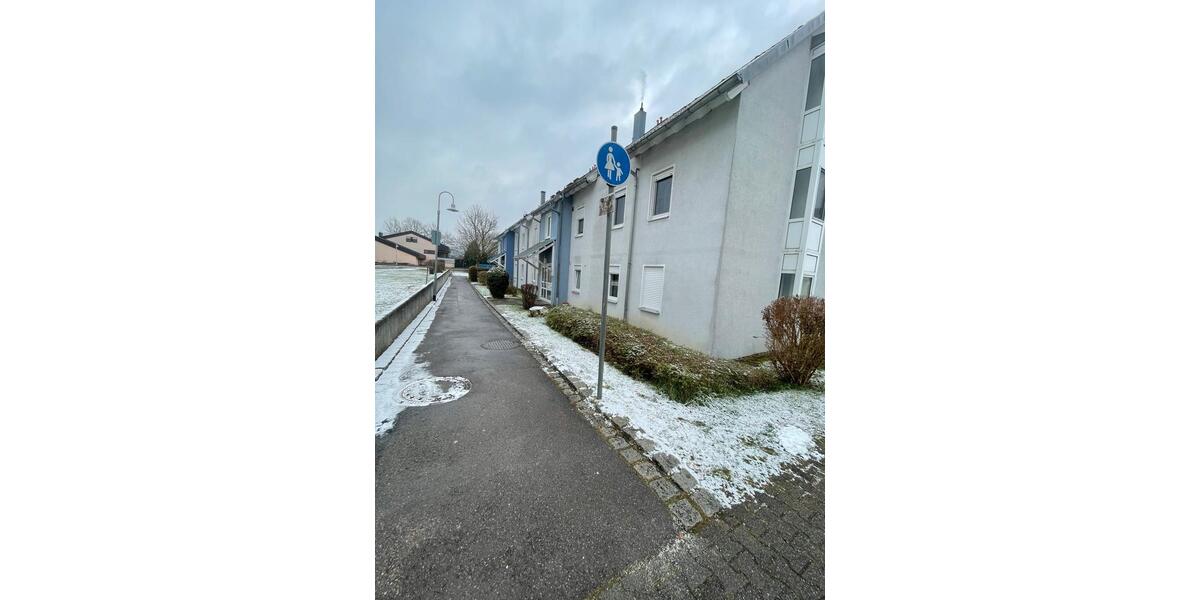 Erdgeschoßwohnung Eislingen (Fils) - 3 Zimmer, 84 m&sup2;, 1.150&euro; | Angebot:24847934