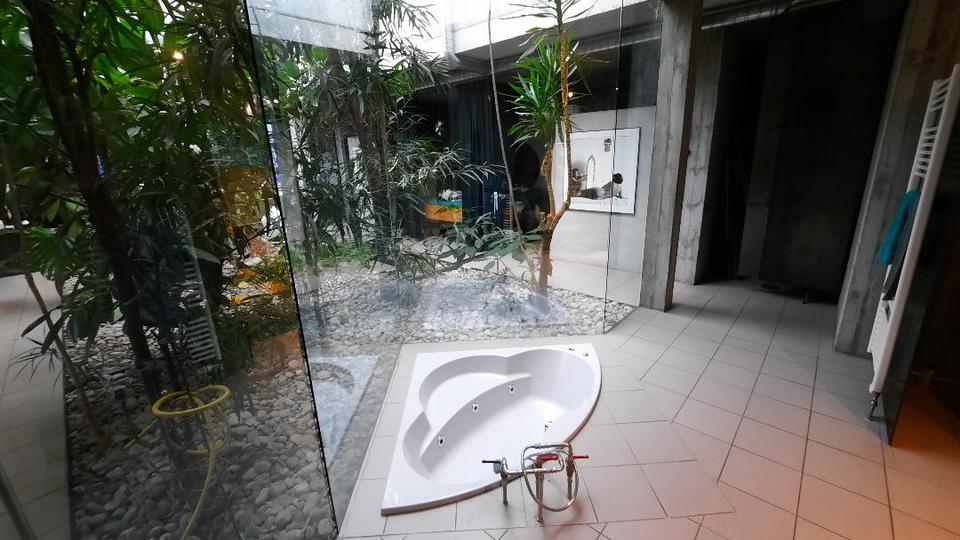 Erdgeschoßwohnung Meersburg - 2 Zimmer, 197 m&sup2;, 1.700&euro; | Angebot:26645518