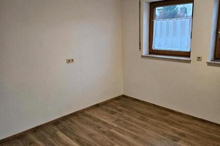 Wohnen auf Zeit Aalen Dewangen - 1 Zimmer, 13 m&sup2;, 325&euro; | Angebot:24706368