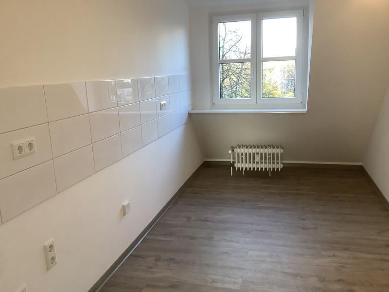 Frisch renovierte 2-Zimmer-Wohnung mit Ausblick zimmer