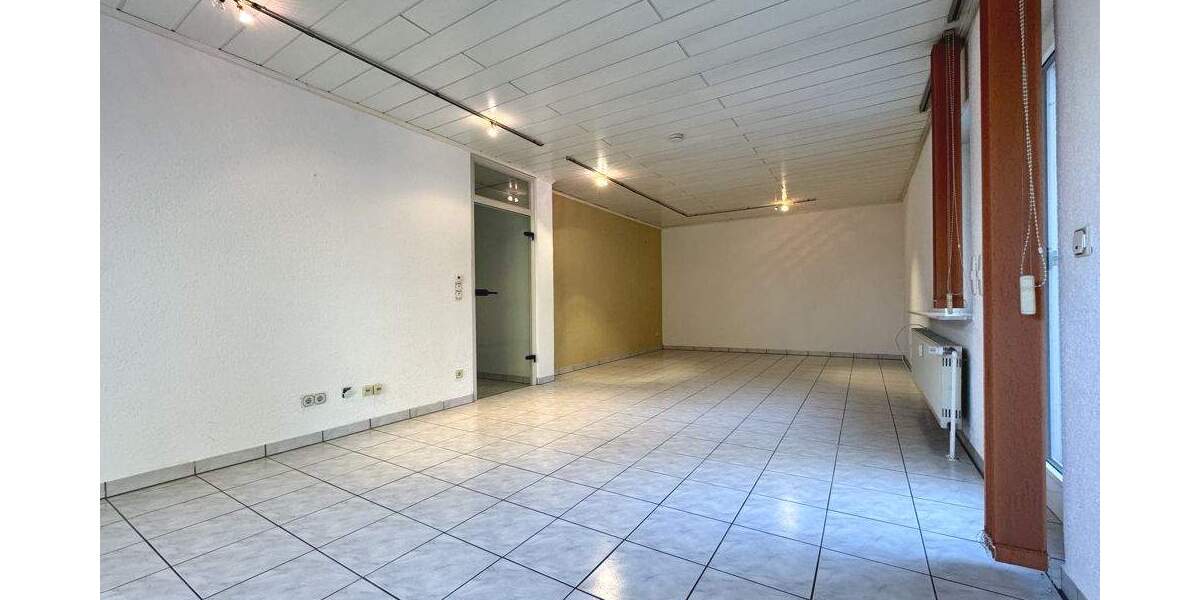 Etagenwohnung Lorsch - 2 Zimmer, 102 m&sup2;, 1.095&euro; | Angebot:24545492