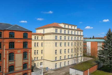 Sanierte 2-Zimmerwohnung direkt am Hauptbahnhof - Vollbad, Balkon