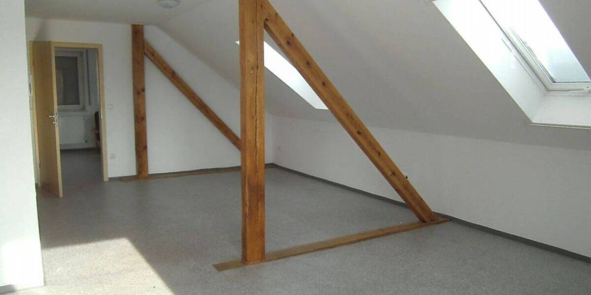 Mehrfamilienhaus, Wohnhaus Sulzbach-Rosenberg Unterschwaig - 8 Zimmer, 250 m&sup2;, 2.060&euro; | Angebot:25665485