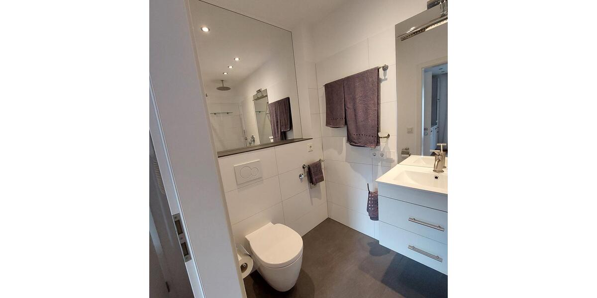 Erdgeschoßwohnung Frankfurt am Main Niederrad - 2 Zimmer, 60 m&sup2;, 1.370&euro; | Angebot:26581595
