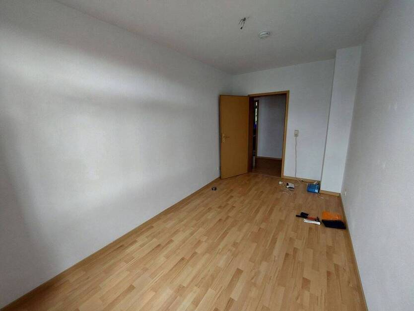 2-Zi.-Whg. mit Tageslichtbad und Balkon am Stadtrand von Hainichen