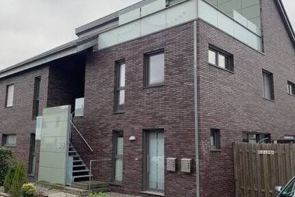 PROVISIONSFREI 1OG-Wohnung mit eigenem Hauseingang 3 zimmer