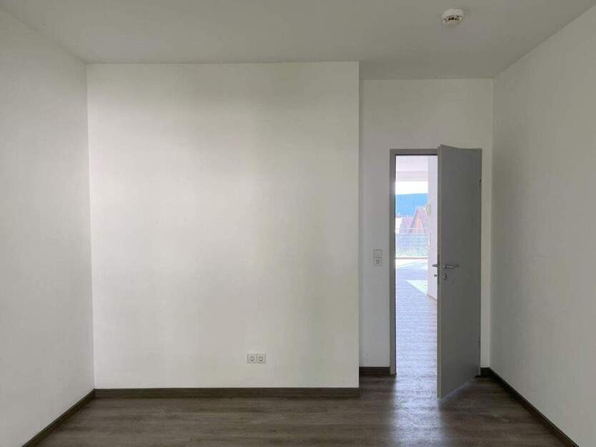 Schöne, helle 3-Zimmer-Wohnung mit Balkon in zentraler Lage 3 zimmer