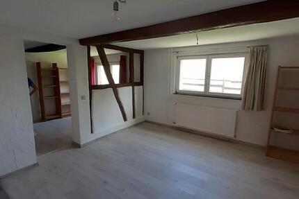 Haus Grebenhain - 6 Zimmer, 140 m&sup2;, 1.100&euro; | Angebot:26060652
