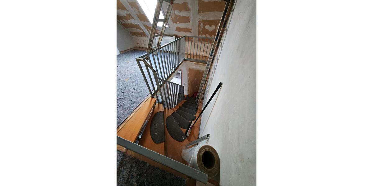 Maisonettenwohnung Brackenheim - 4.5 Zimmer, 100 m&sup2;, 1.400&euro; | Angebot:25844607