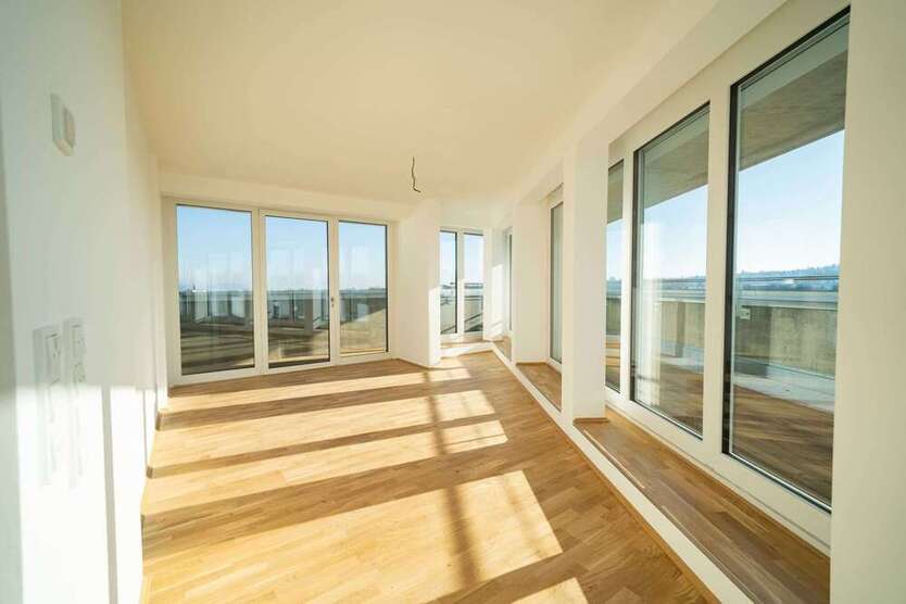 Wohnung zum Mieten in Regensburg 1.535,73 € 93.82 m²