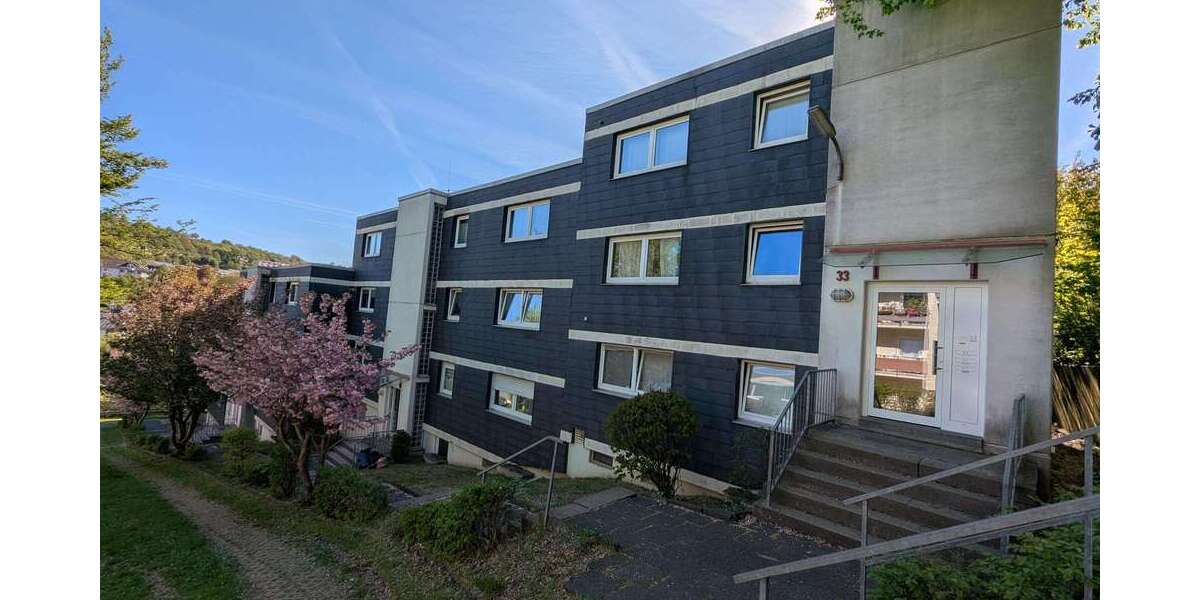Etagenwohnung Siegen - 3 Zimmer, 76 m&sup2;, 532&euro; | Angebot:27243635